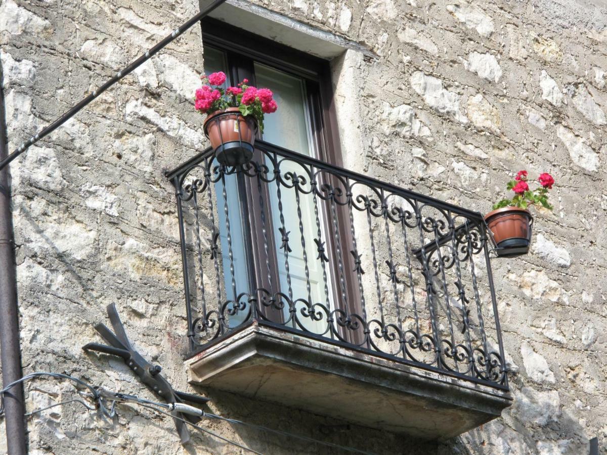 Casa Sarlo Aparthotel Petina Exterior photo