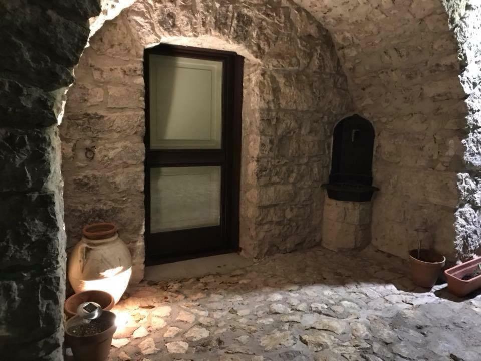 Casa Sarlo Aparthotel Petina Exterior photo